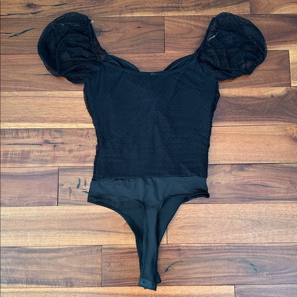 NWOT Black Lace Bodysuit - Picture 5 of 5
